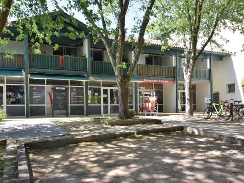 Lovely Apartment With Swimming Pool, Private Terrace,parking