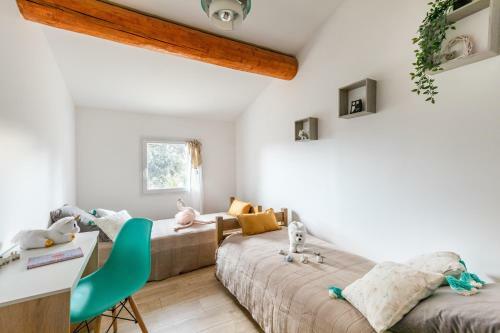 Le Jas Des Blaquets - Maison 3 Chambres Et Piscine
