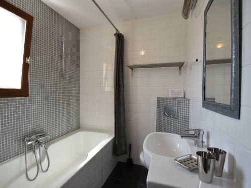 Stunning Villa In Montbrun-des-corbieres With Private Pool