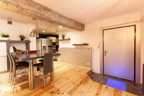 Apartment With 2 Bedrooms In Montpellier With Wifi