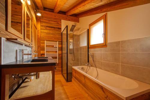 Chalet Caroll A
