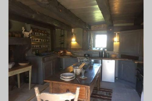 Beau 2 Bedroom/ensuite Gite, Southerly Courtyard