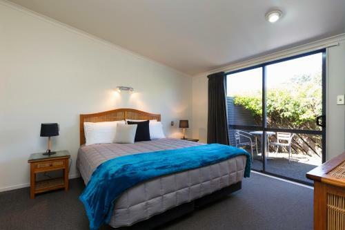 Beach House Motel