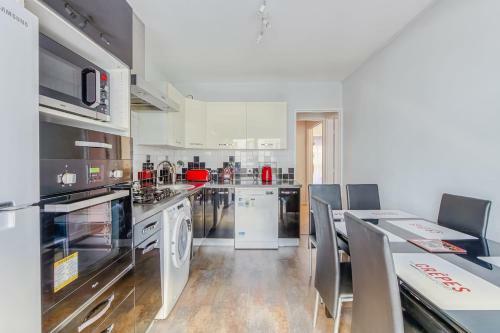 Guestready - Bright Apartment In Nice-ouest Steps Away From The Beach!