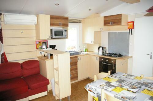 Charming Mobile Home In Onzain In The Loire Valley