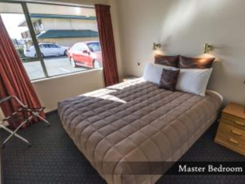 Asure Ashley Motor Lodge