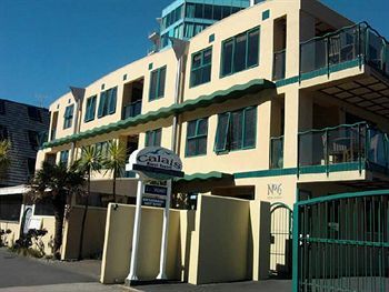 Apartamentos Calais Mount Resort