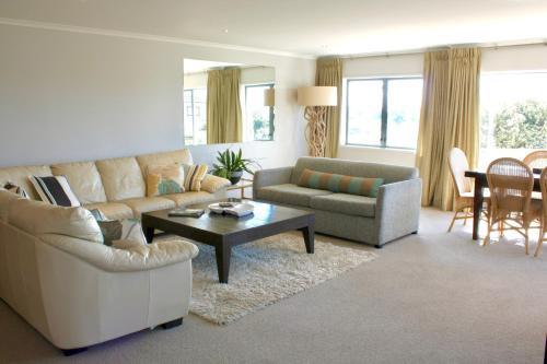 The Reef Apartments