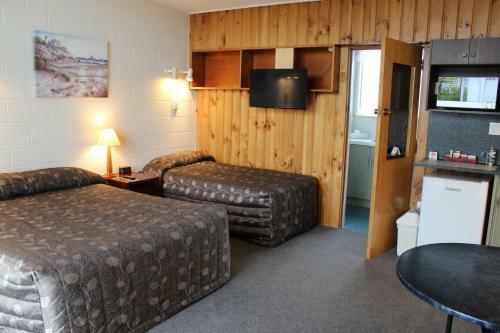 Asure Evergreen Motel