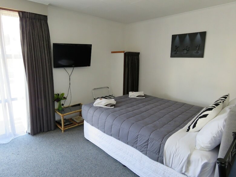 Yarrow Motel