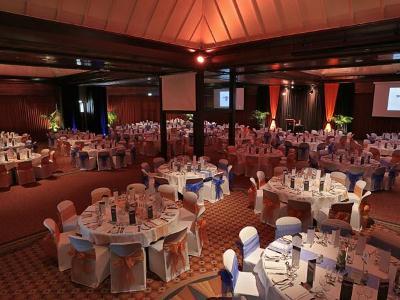Ascot Park Hotel