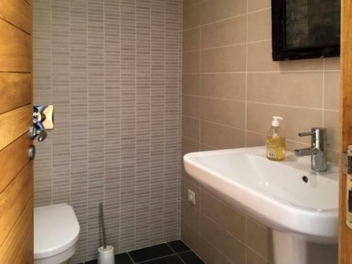 Cozy Cottage In Penne-d'agenais With Private Pool