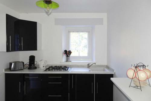 Semi-detached Houses Penv�nan - Bre02108j-lya