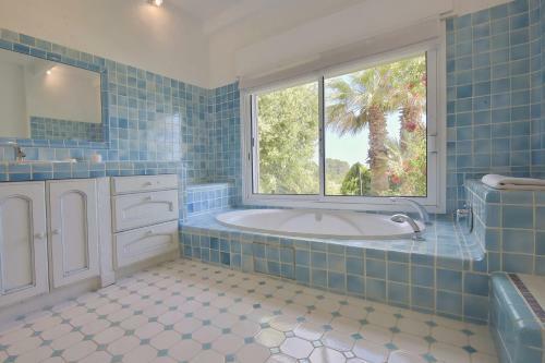 Villa Vacation House For 8 People With Breathtaking View!