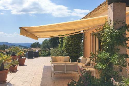 Villa Vacation House For 8 People With Breathtaking View!