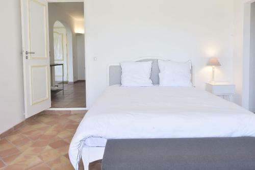 Villa Vacation House For 8 People With Breathtaking View!