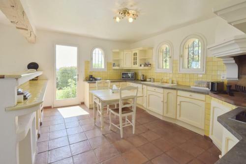 Villa Vacation House For 8 People With Breathtaking View!