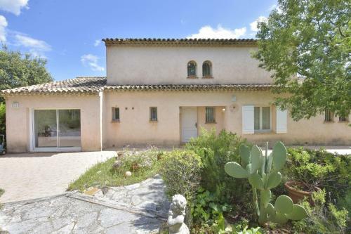 Villa Vacation House For 8 People With Breathtaking View!