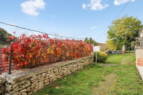 House With One Bedroom In Pierrefonds With Wifi