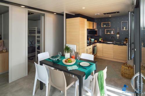 Nature Holiday's Domaine La Grenati�re