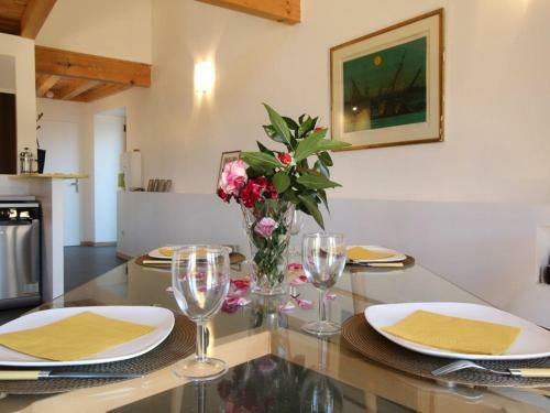 G�te Polignac, 3 Pi�ces, 4 Personnes - Fr-1-582-58