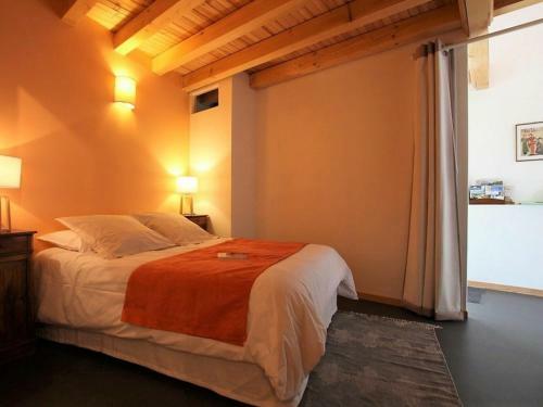 G�te Polignac, 3 Pi�ces, 4 Personnes - Fr-1-582-58