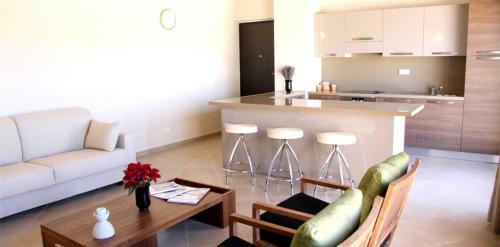 Porto-vecchio Villa Sleeps 4 Pool Air Con T805887