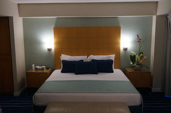 Ala Moana Hotel