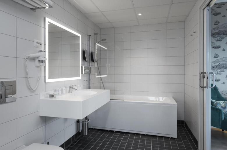 Thon Hotel Fosnav�g