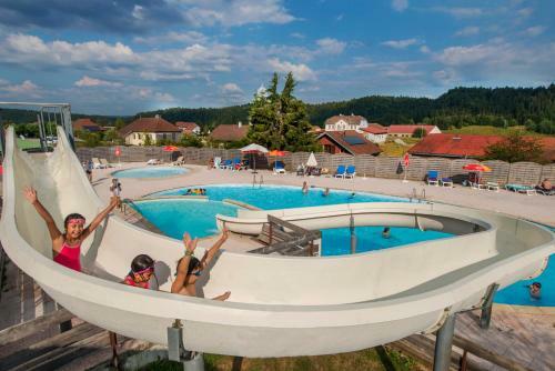 Apartamentos Les Loges Du Jura 4 �toiles