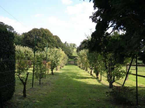 G�te Rabodanges, 4 Pi�ces, 5 Personnes - Fr-1-497-54
