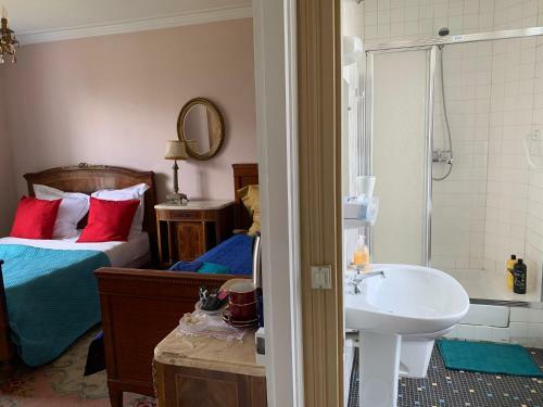 Hostal Domaine De Ris