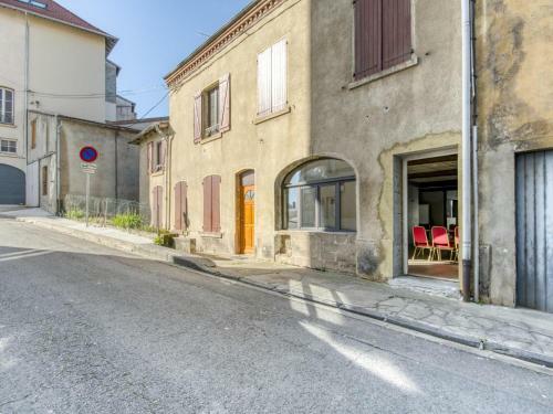 Homely Apartment In Roanne With Terrace