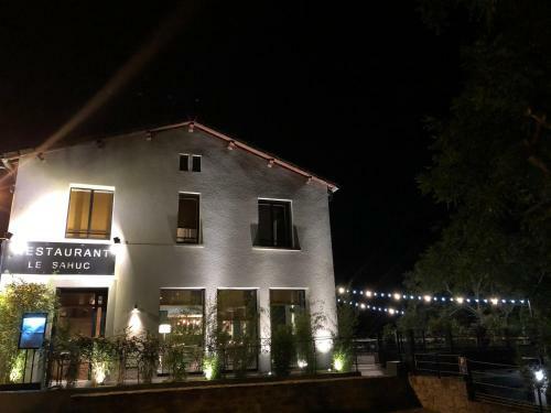 Hotel Le Sahuc