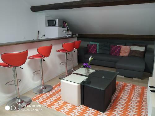 Hostal Small Budget Rooms