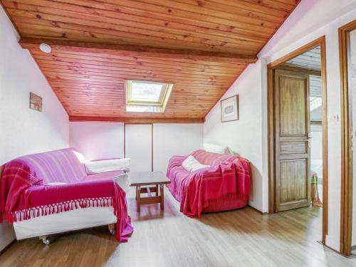 Alluring Holiday Home In Roquebrun With Swimming Pool