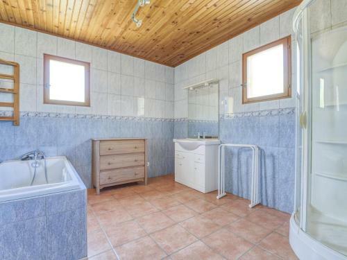 Alluring Holiday Home In Roquebrun With Swimming Pool