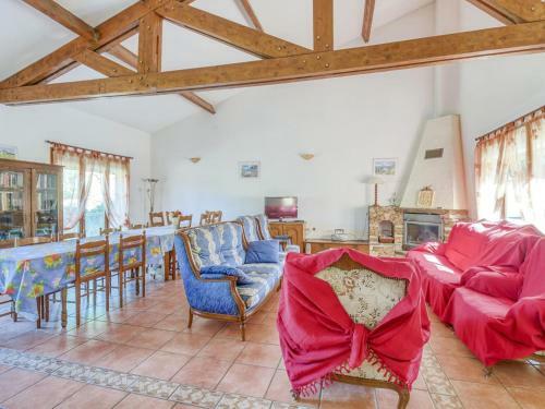 Alluring Holiday Home In Roquebrun With Swimming Pool