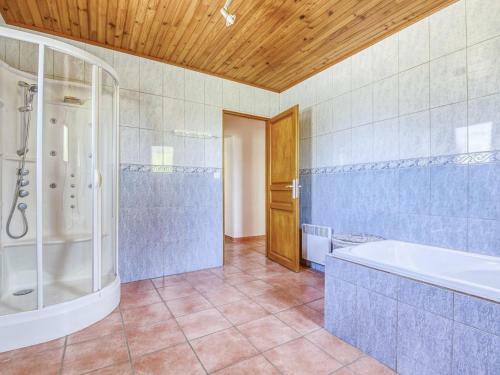 Alluring Holiday Home In Roquebrun With Swimming Pool