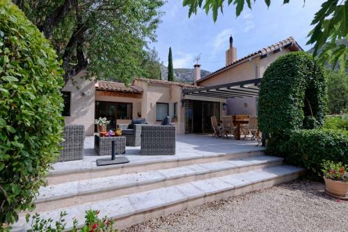 Villa Le Bastidoun Proven�al House