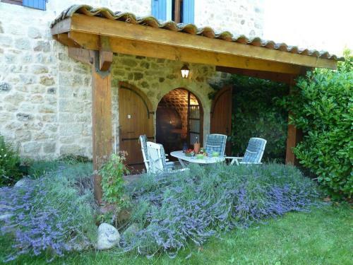 Inviting Holiday Home In Rosi�res With Swimming Pool