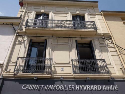Simplistic Apartment In Saint Chamond Near Shopping Street
