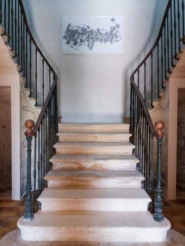 Saint-christoly-medoc Chateau Sleeps 15 With Pool