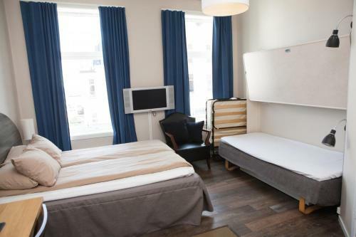 Sj�gl�tt Hotel