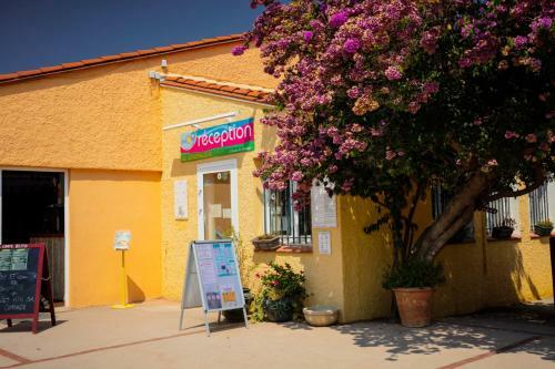 Camping Le Roussillon **** - Maeva