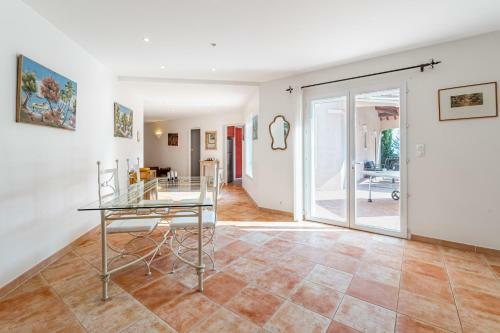 Villa El�onore