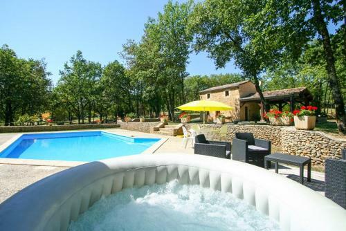 Sainte-foy-de-longas Villa Sleeps 2 Pool Wifi