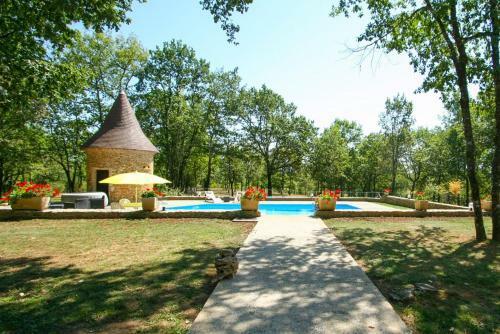 Sainte-foy-de-longas Villa Sleeps 2 Pool Wifi