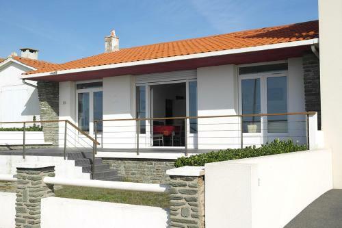 Une Grande Maison Sur La Corniche de St Hilaire de Riez