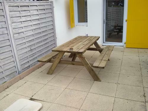 Une Petite Maison de Vacances Entre Dunes Et For�t